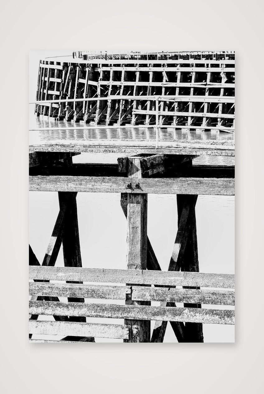 Sharpness pier — A4 (21×30cm, 8×12") Print only