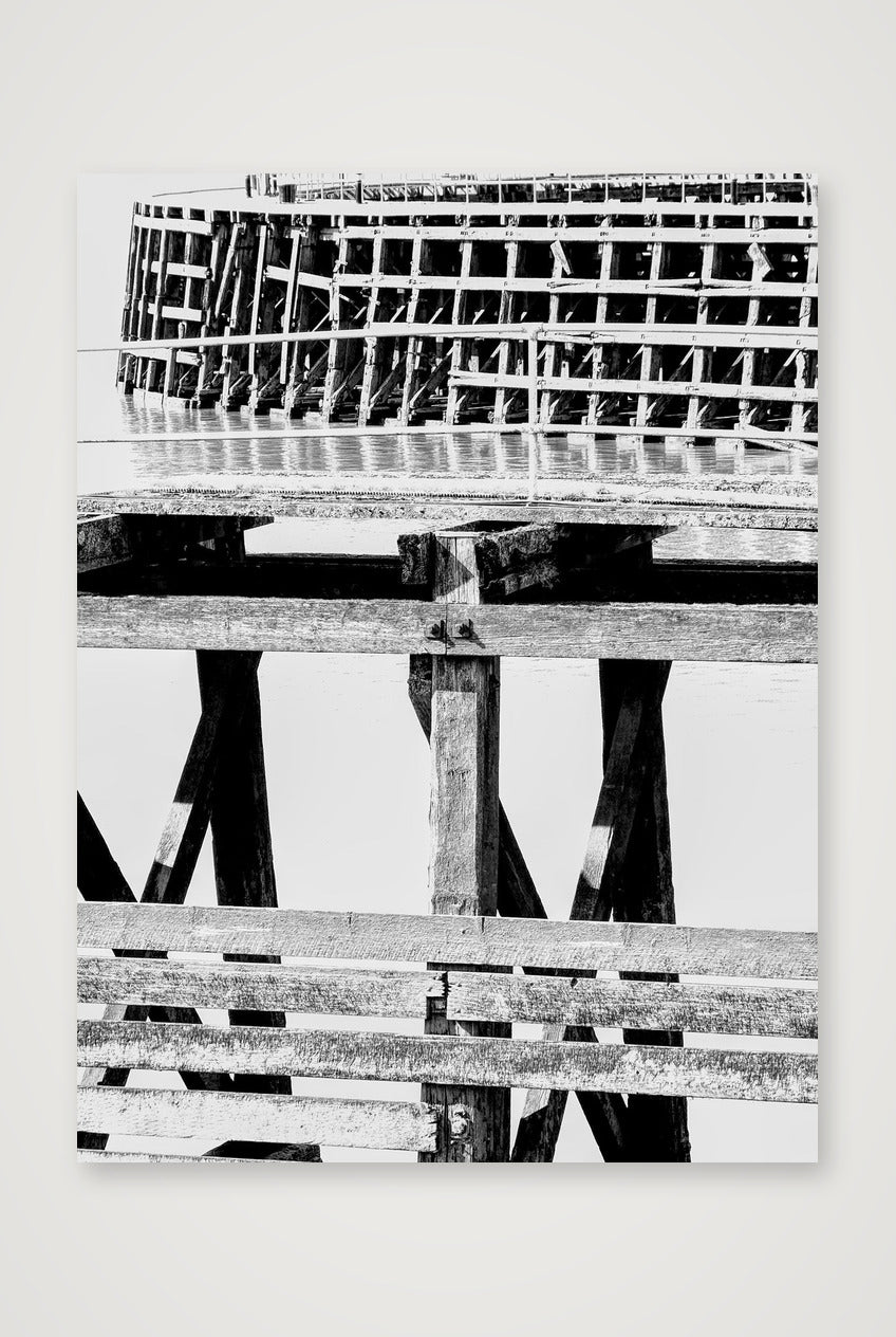 Sharpness pier — 30×40cm, 12×16" Print only